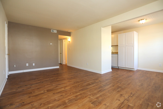 Interior Photo - Oyster Point Place