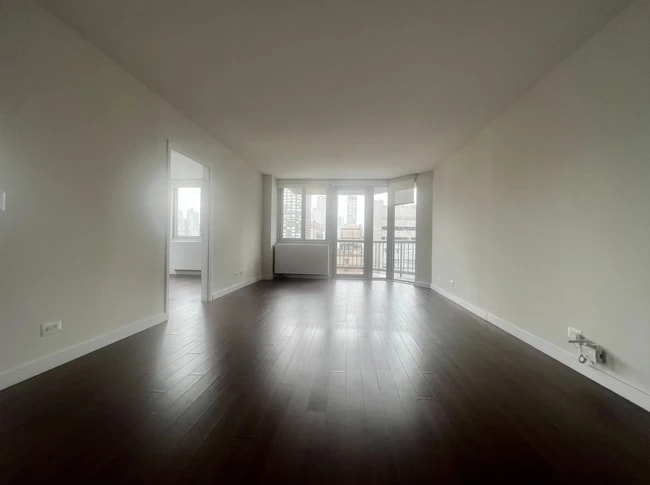 Foto del edificio - 629 2nd Ave