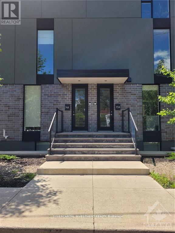 Building Photo - 14 Chapleau Ave