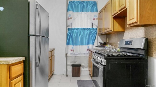 Foto del edificio - 1559 Sterling Pl