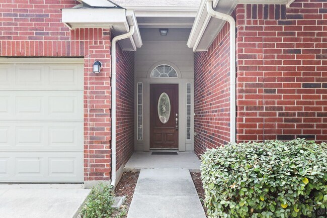 Foto del edificio - Stylish & Spacious 3-Bedroom Home