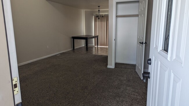 Foto del edificio - 3 Bed 2.5 Townhome