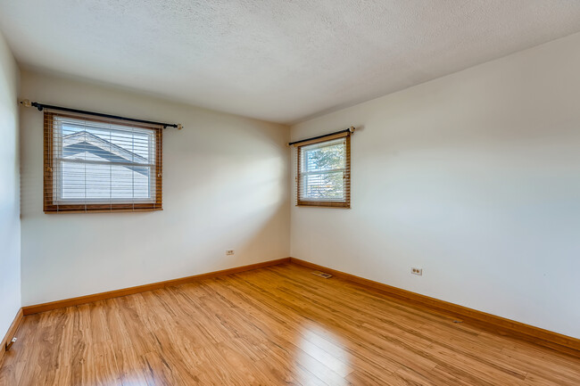 Foto del edificio - 2316 E Grand Ave