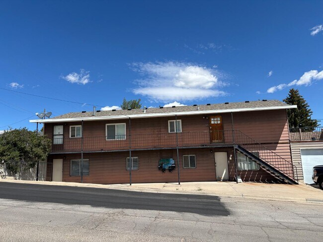 Building Photo - 505 Antelope St