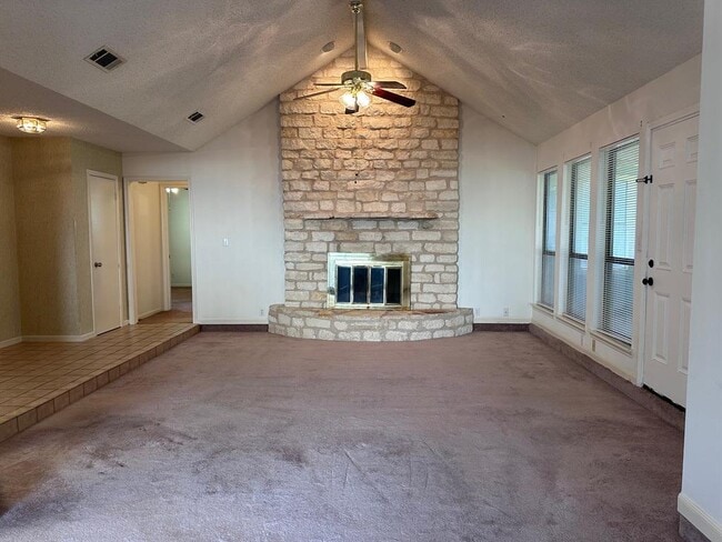 Building Photo - 110 Puna Ln