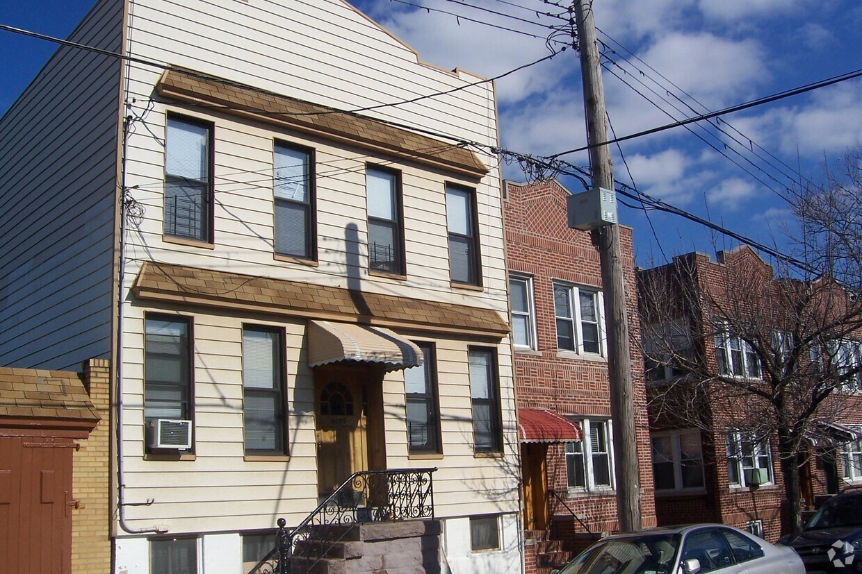 Building Photo - 60-09 Gates Ave