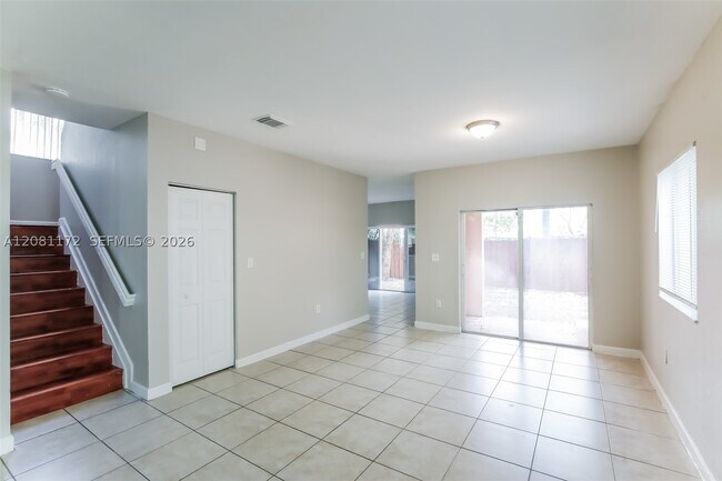 Building Photo - 3432 NE 3rd Dr