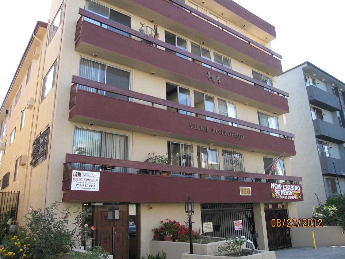 Primary Photo - 314 S St Andrews Pl