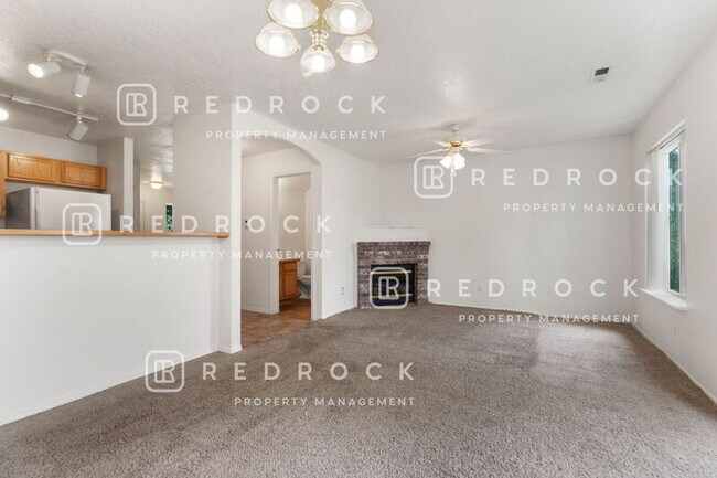 Foto del edificio - 4838 N Orchid Ln