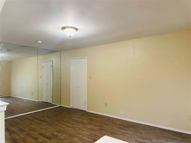 Building Photo - 2518 Mardell Dr