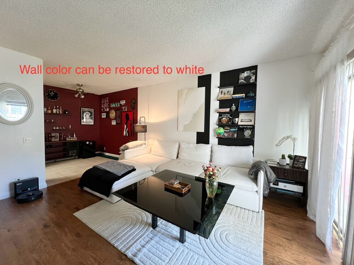 Primary Photo - 8310 Regents Rd