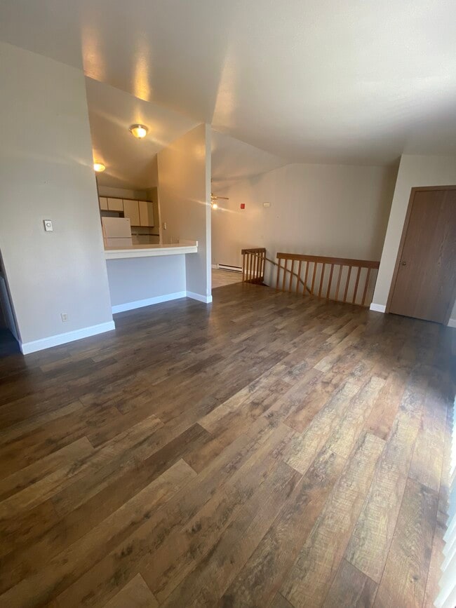Living Room with Closet - Hemlock Street Apartments