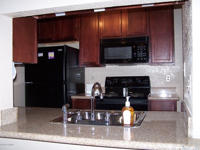 Building Photo - 3500 N HAYDEN Rd