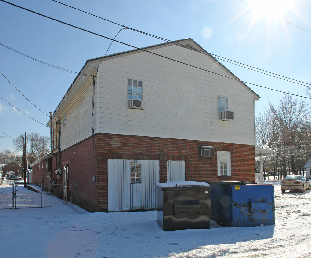 Building Photo - 501 Pike St
