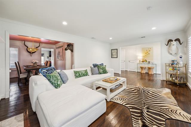 Foto del edificio - 6505 Woodland Dr