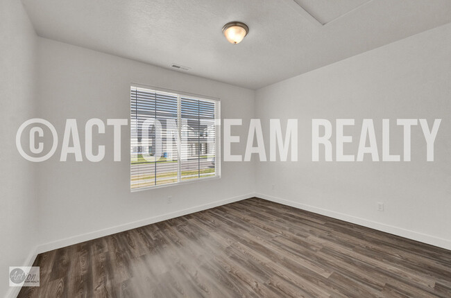 Building Photo - Single Family Home in American Fork!