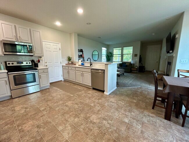 Cocina - 3393 Florence Way