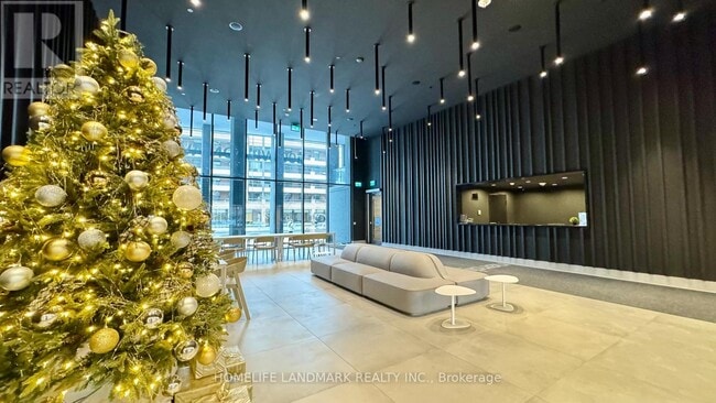 Building Photo - 500 Wilson Ave