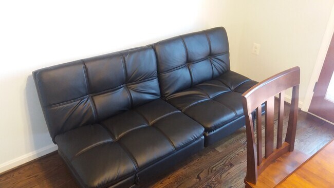 Foto del edificio - 37 Alexandria Dr