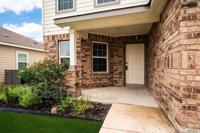Foto del edificio - 8307 Falcon Meadow Dr