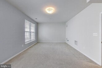 Building Photo - 2133 Little Sorrel Way