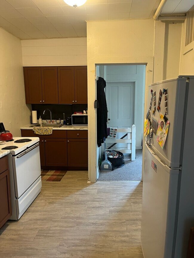 Foto del edificio - 412 N Linn St