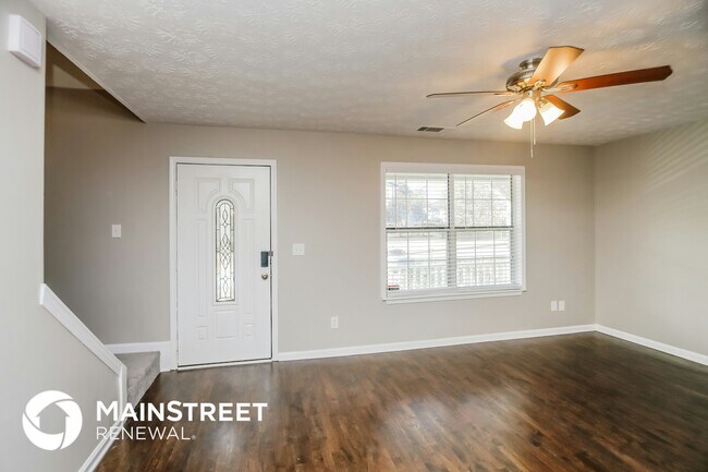 Foto del edificio - 3900 Saddlecreek Dr