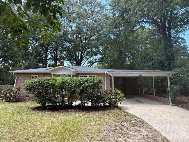 Building Photo - 6009 Monteith Dr