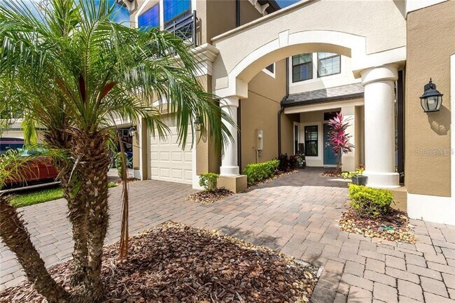Foto del edificio - 30333 Southwell Ln