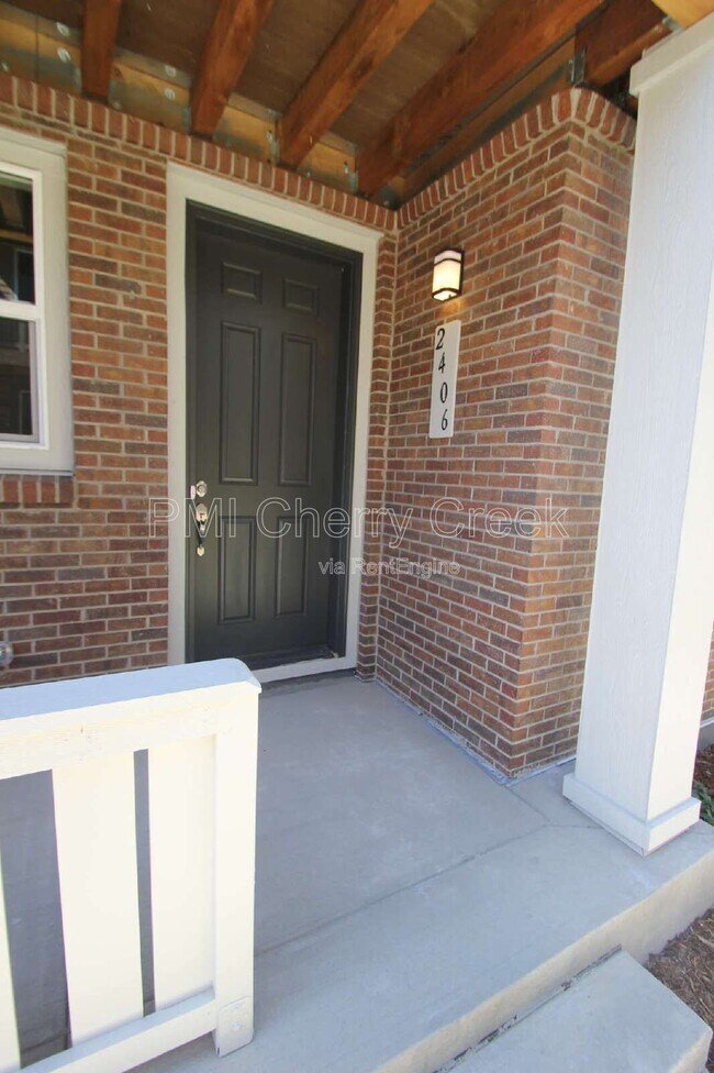 Foto del edificio - 2406 S Troy Ct