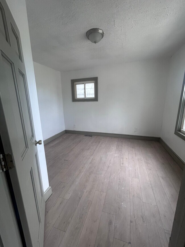 Foto del edificio - 6010 Bowers