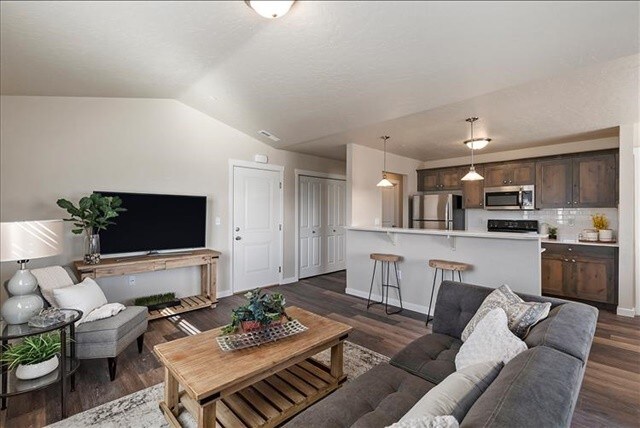 Foto del edificio - 11715 W King St