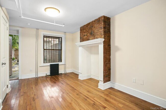 Building Photo - 416 Lafayette Ave