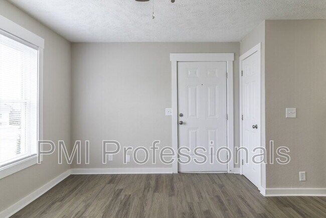 Photo - 123 Kingsridge Dr Apartment