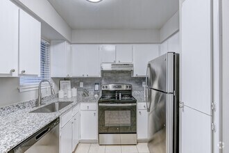 Interior Photo - Briar Court Apartments