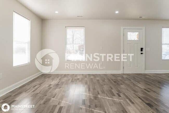 Building Photo - 711 Logan St, Greensboro, NC 27401