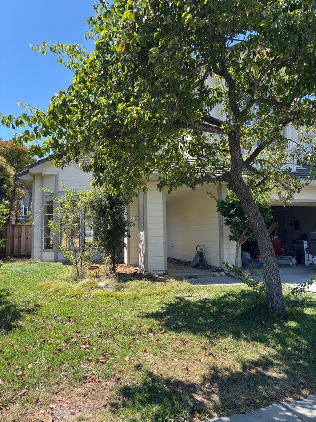 Primary Photo - 17610 Winding Creek Rd