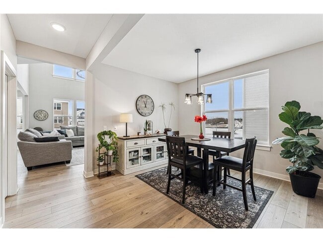 Building Photo - 7872 Jade Ln