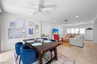 Building Photo - 1340 Crayton Rd