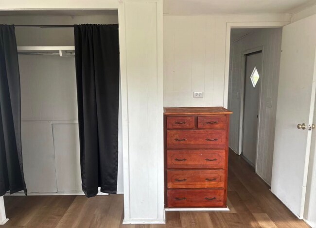 Foto del edificio - 435 Morningwood Ln