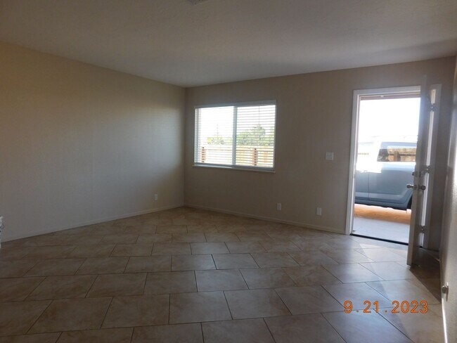 Building Photo - Place 114 S Gateway Blvd