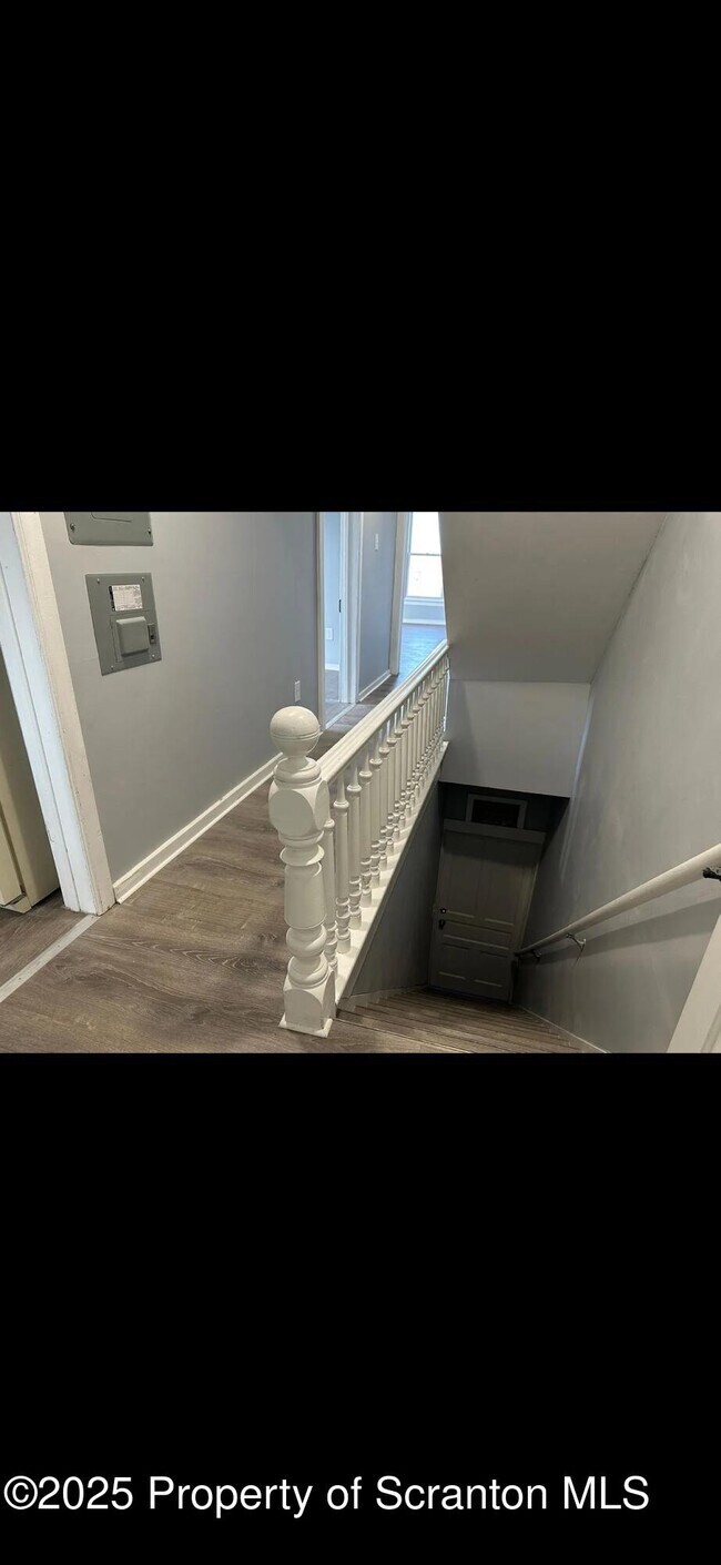 Foto del edificio - 618 Gibbons St