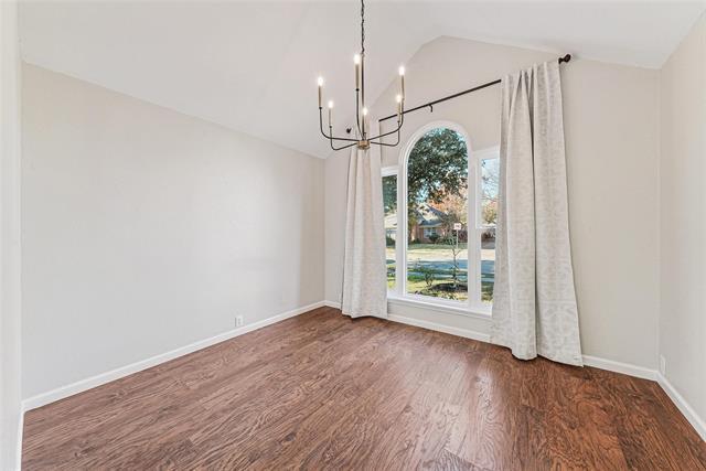 Building Photo - 7108 Chateau Dr