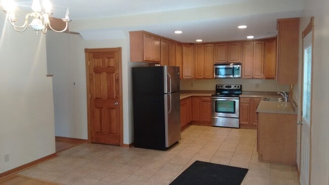 Kitchen - 2712 W 43rd St