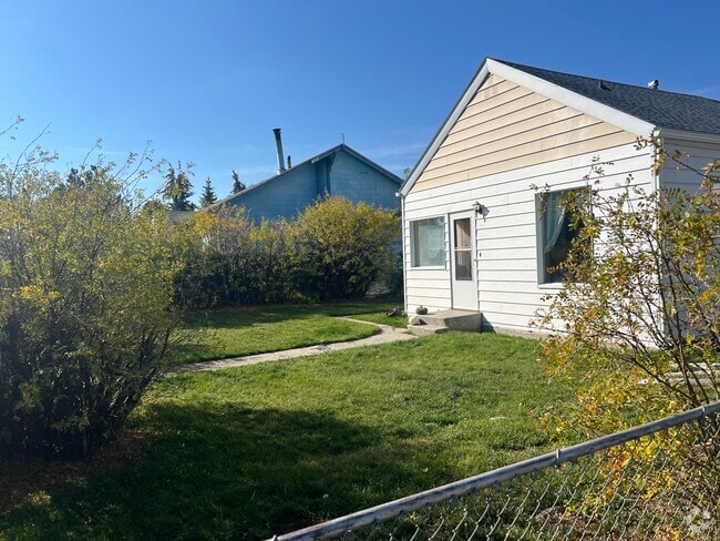 Building Photo - 3133 Paxson Ave