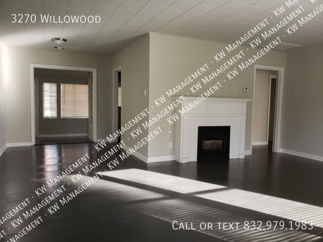 Foto del edificio - 3270 Willowood-