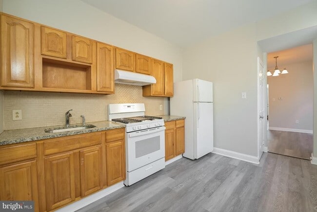 Foto del edificio - 2629 N 34th St