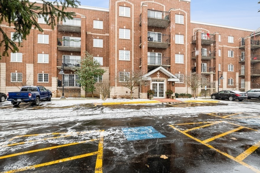 1479 N Milwaukee Ave Unit 101, Libertyville, IL 60048 - Condo for Rent ...