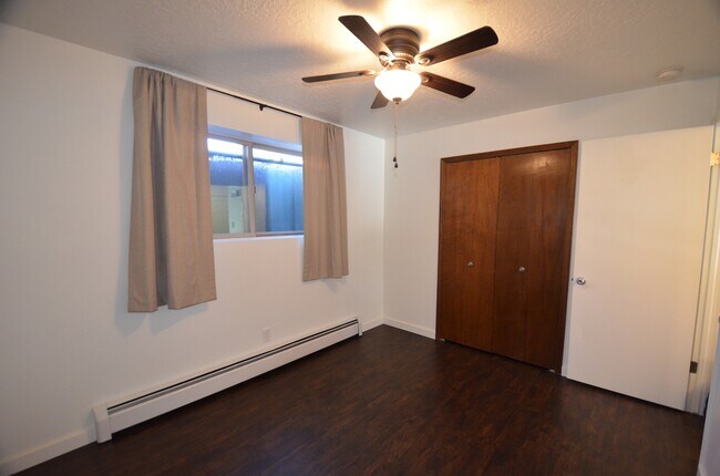 Foto del edificio - 763 Straight Creek Dr