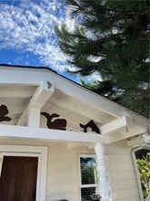 Building Photo - 406 11th St Building Photo - 406 11th St